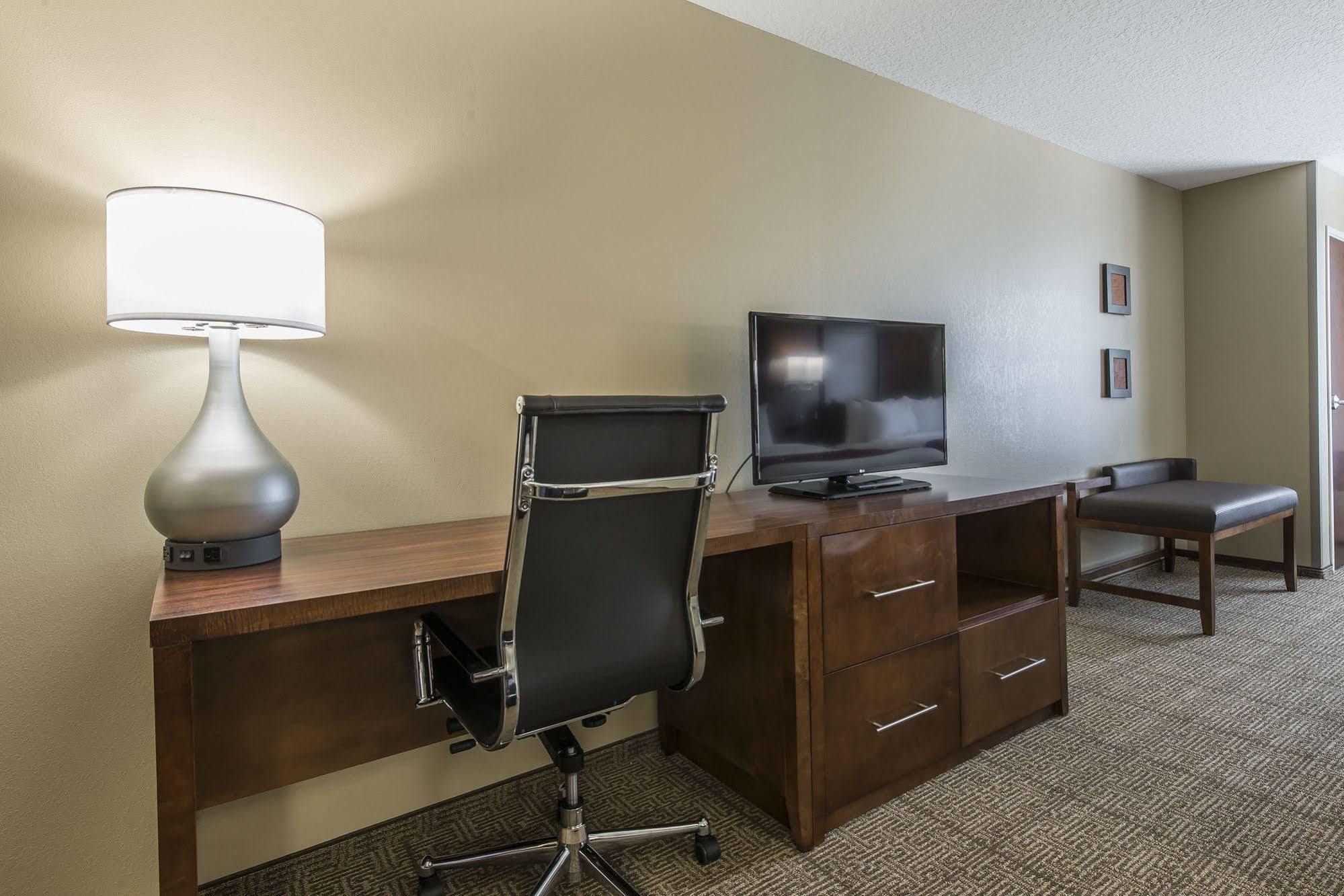 Comfort Suites Dunnellon Near Rainbow Springs Exterior photo